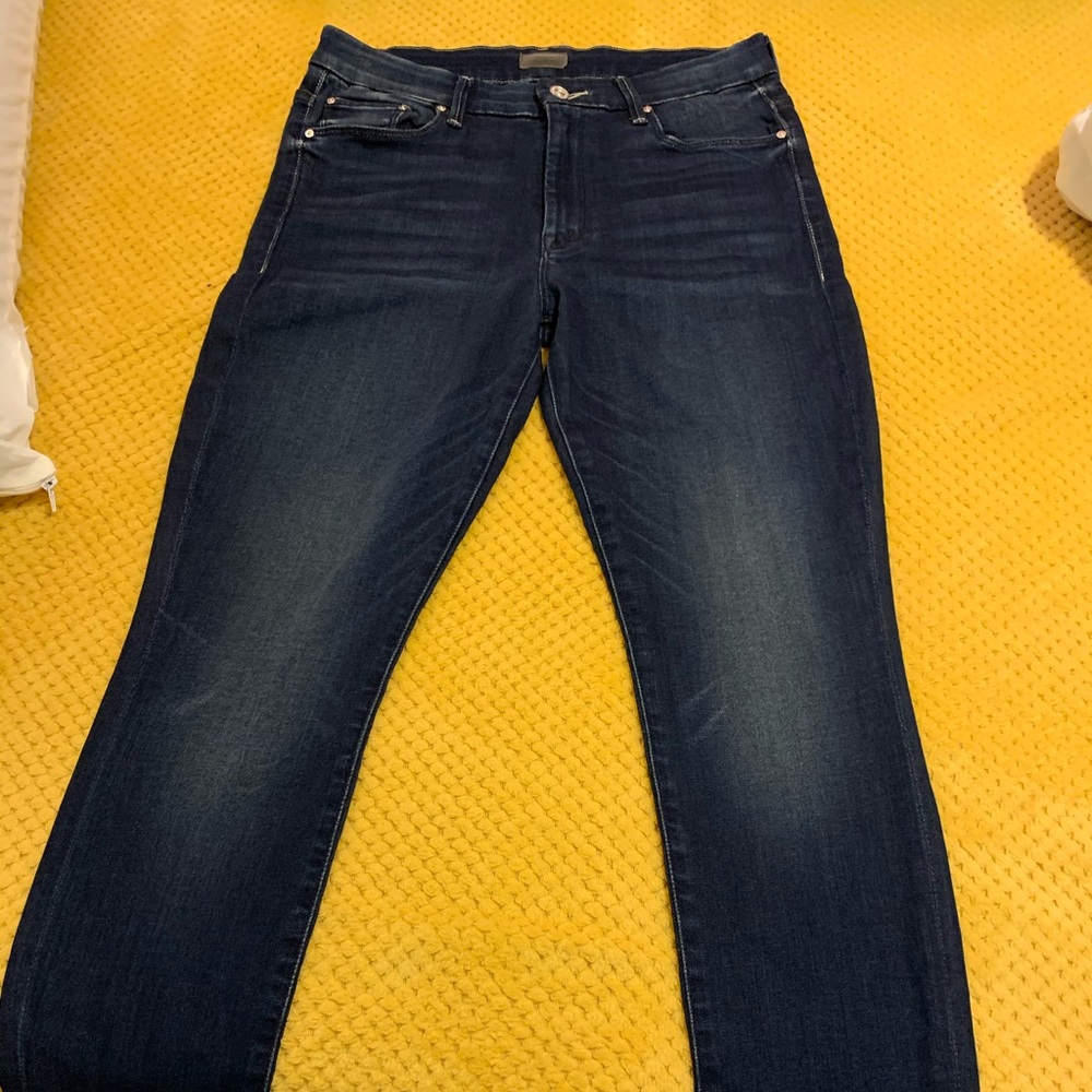 Never worn high waisted looker ankle fray
